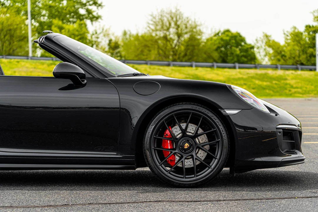 2018 Porsche 991 Targa 4 GTS - Image 23 of 31
