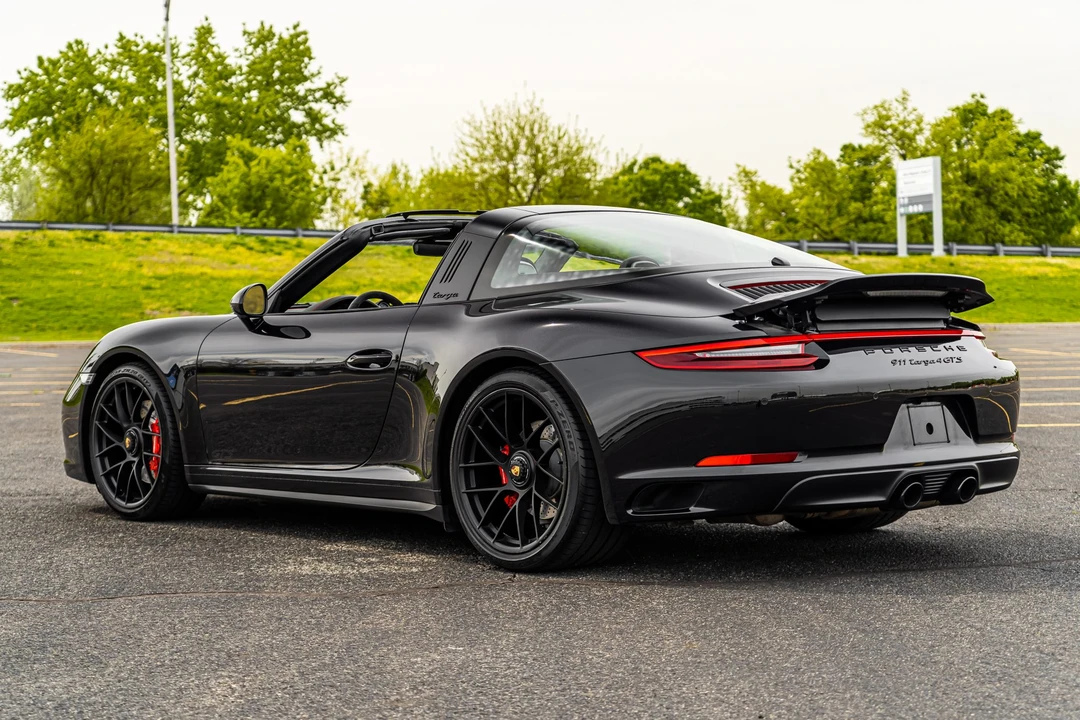 2018 Porsche 991 Targa 4 GTS - Image 14 of 31