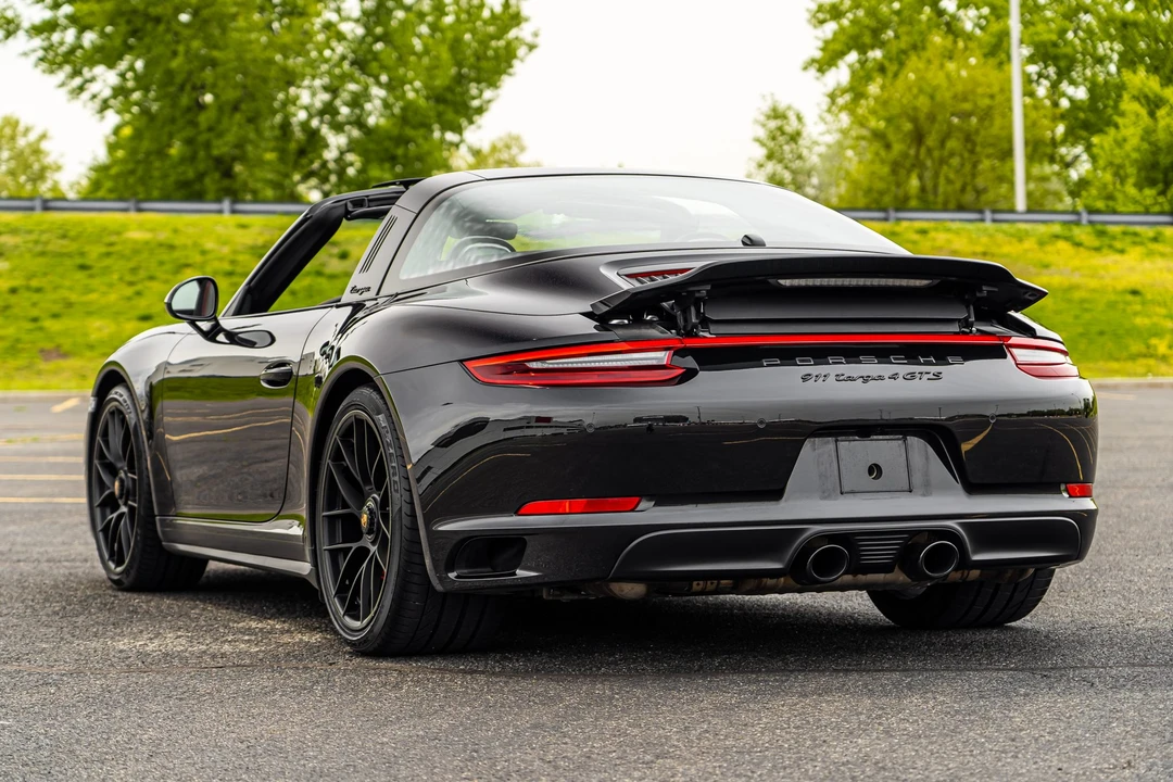 2018 Porsche 991 Targa 4 GTS - Image 13 of 31