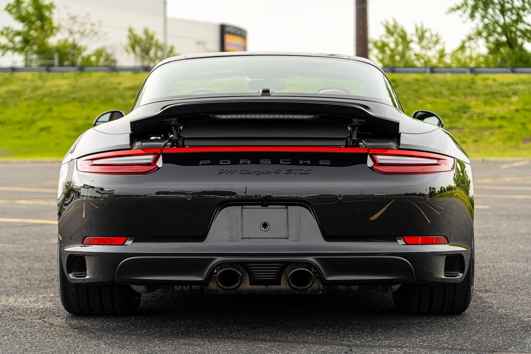 2018 Porsche 991 Targa 4 GTS - Image 12 of 31