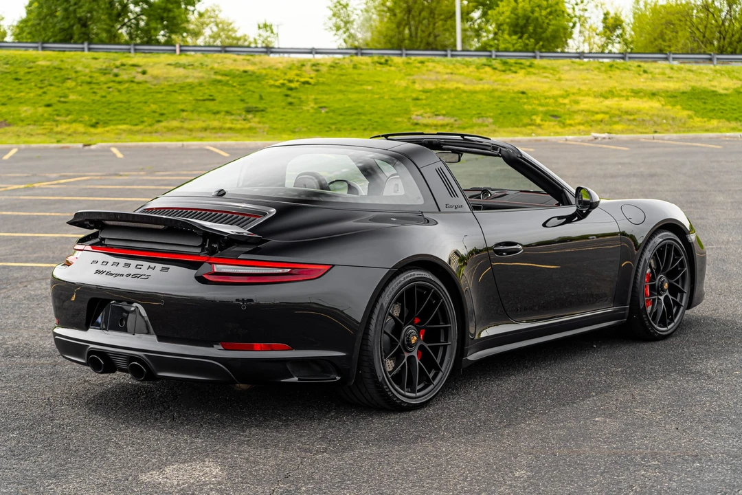 2018 Porsche 991 Targa 4 GTS - Image 10 of 31