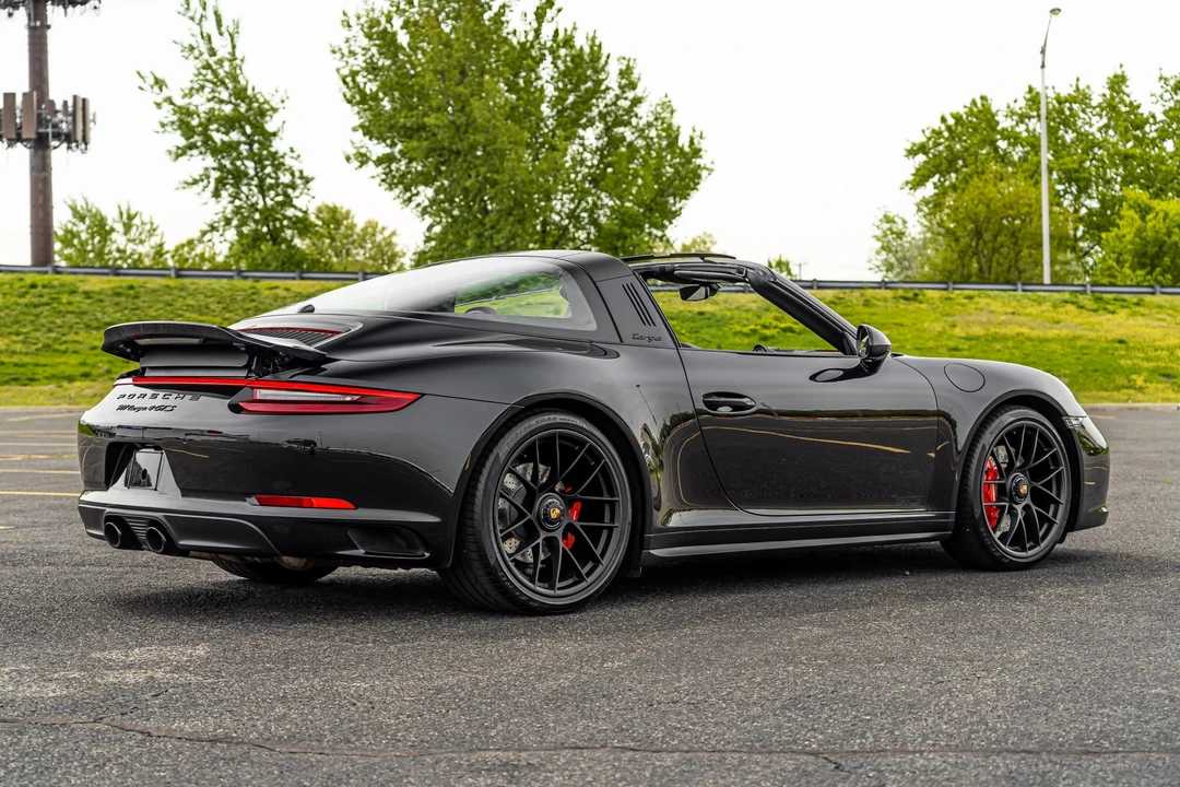 2018 Porsche 991 Targa 4 GTS - Image 9 of 31