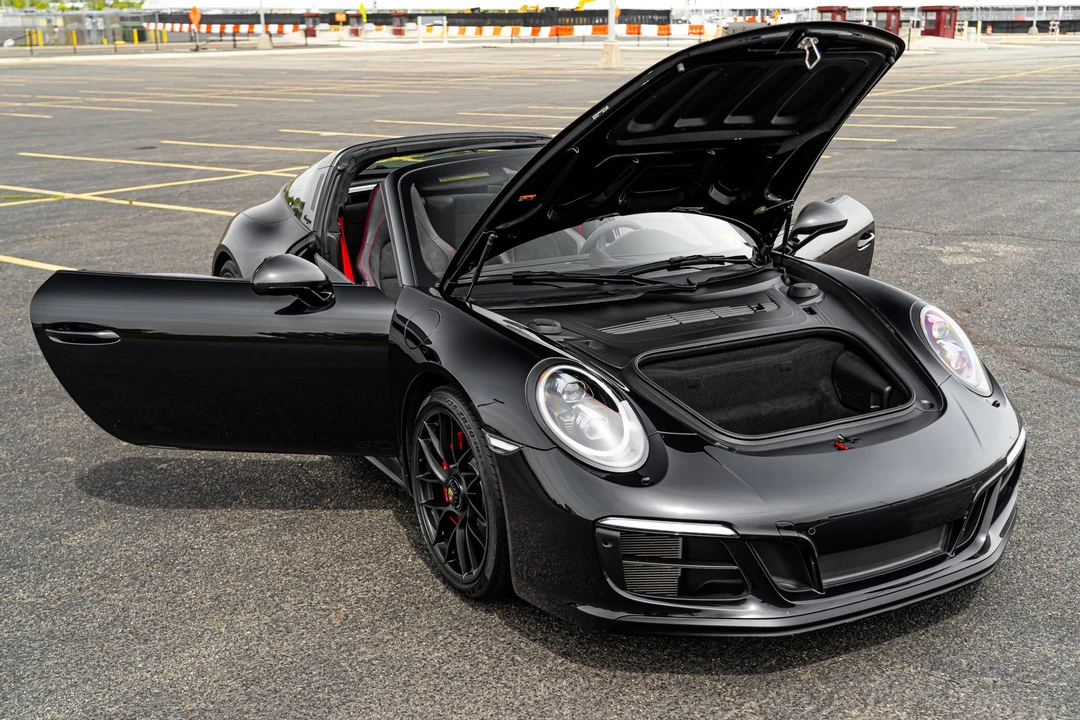 2018 Porsche 991 Targa 4 GTS - Image 17 of 31