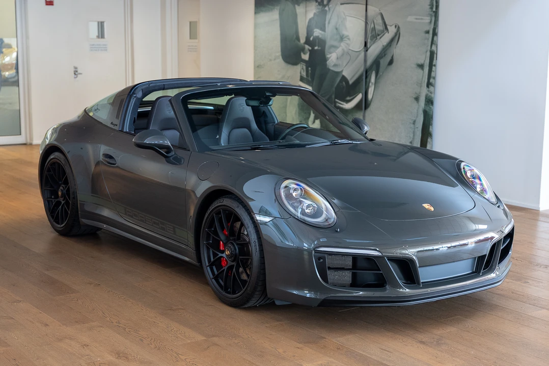 2018 Porsche 991 Targa 4 GTS - Image 23 of 31
