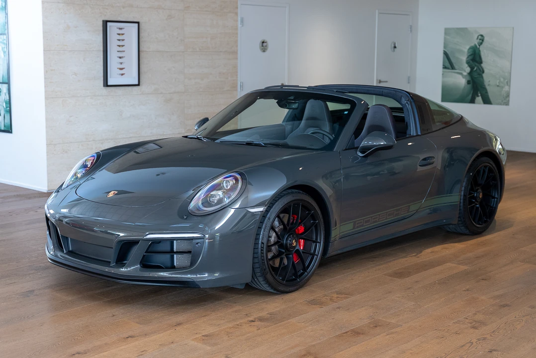 2018 Porsche 991 Targa 4 GTS - Image 19 of 31