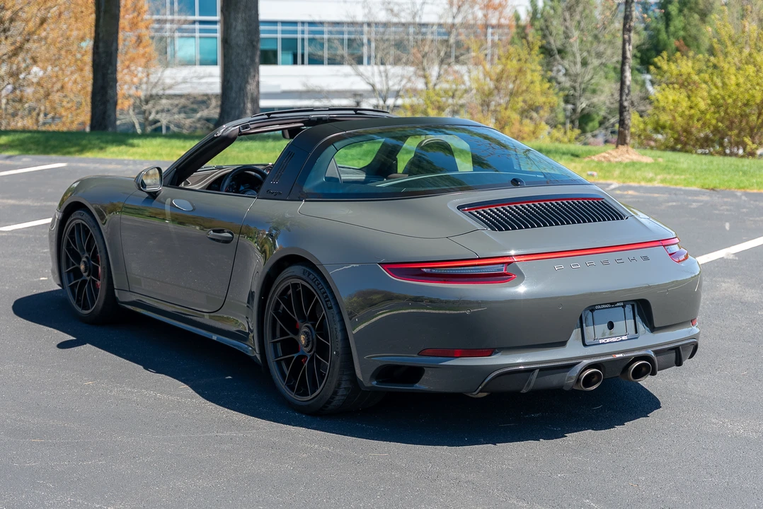 2018 Porsche 991 Targa 4 GTS - Image 15 of 31