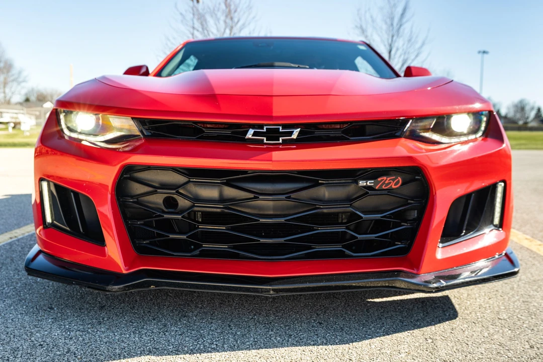 2019 Chevrolet Camaro ZL1 6th Gen - Image 14 of 31