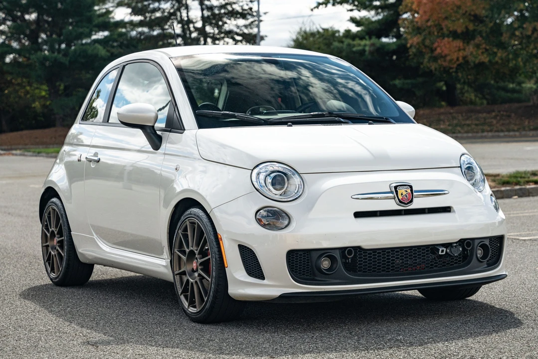 2019 Fiat Abarth 500 - Image 7 of 31