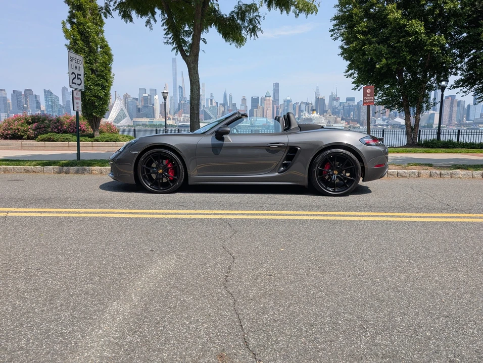 2019 Porsche 718 Boxster S - Image 19 of 31