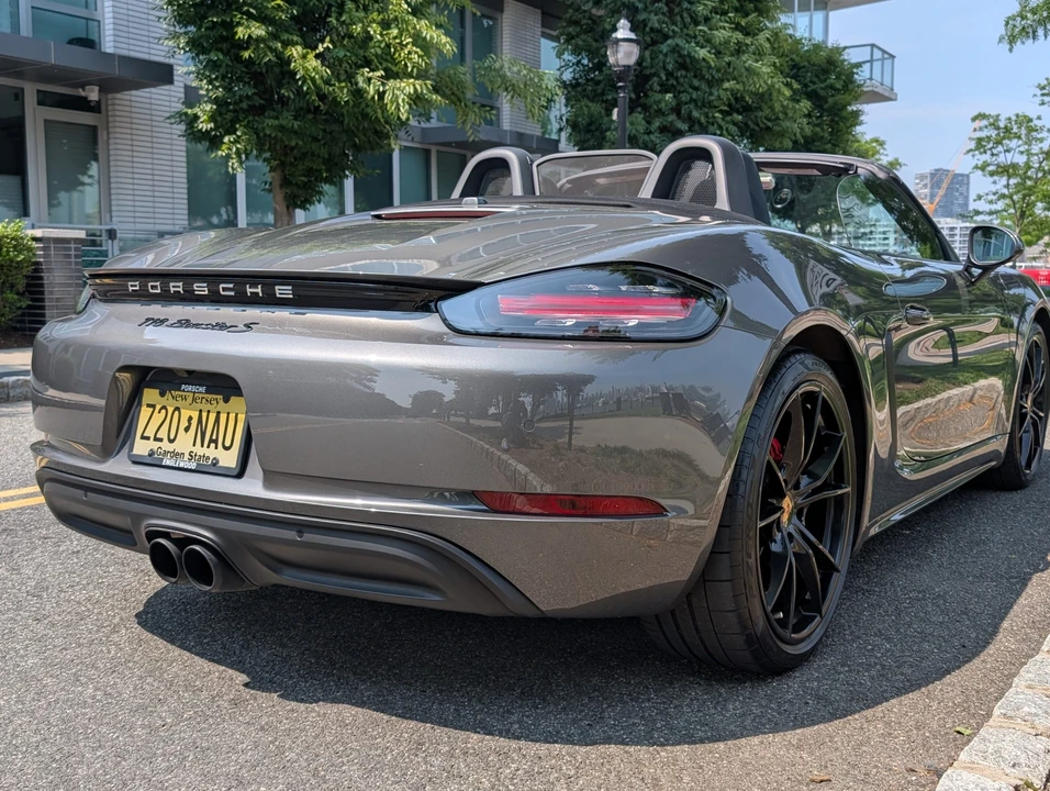 2019 Porsche 718 Boxster S - Image 13 of 31