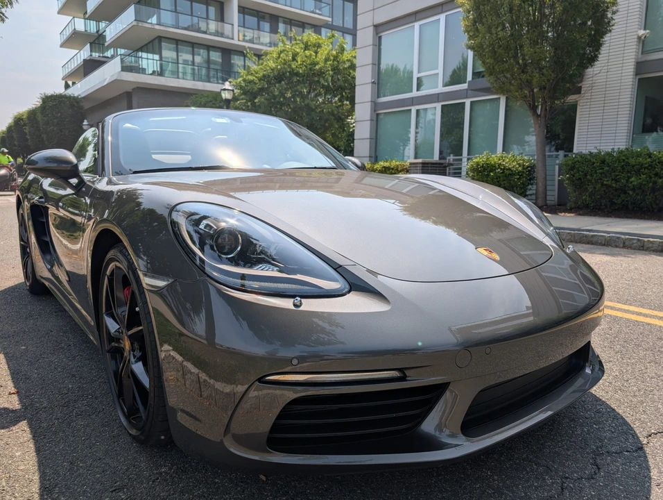 2019 Porsche 718 Boxster S - Image 11 of 31