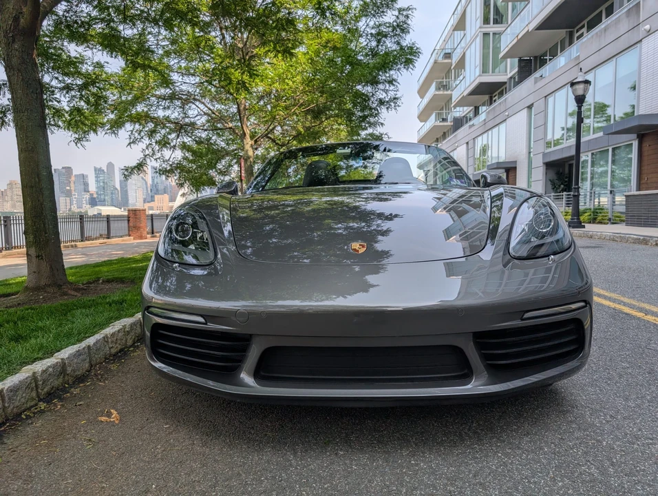 2019 Porsche 718 Boxster S - Image 8 of 31