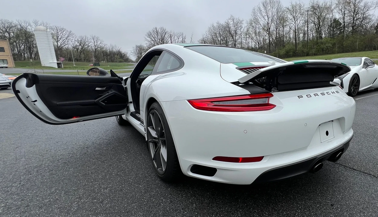 2019 Porsche 991 Carrera T - Image 27 of 31