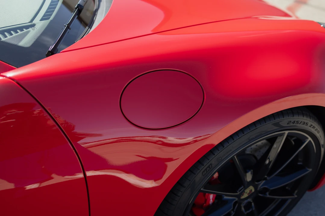 2020 Porsche 992 Carrera 4S - Image 26 of 31