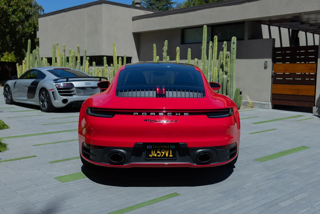 2020 Porsche 992 Carrera 4S - Image 9 of 31