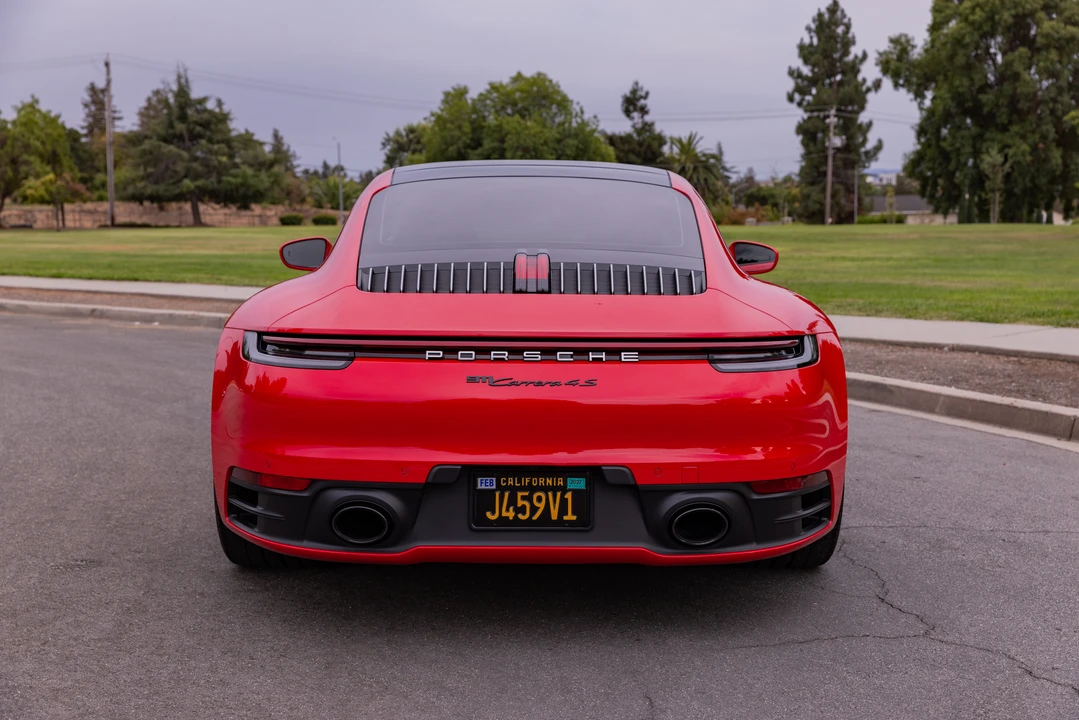 2020 Porsche 992 Carrera 4S - Image 7 of 31