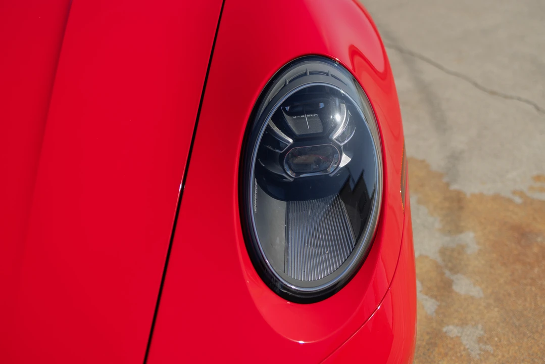2020 Porsche 992 Carrera 4S - Image 22 of 31