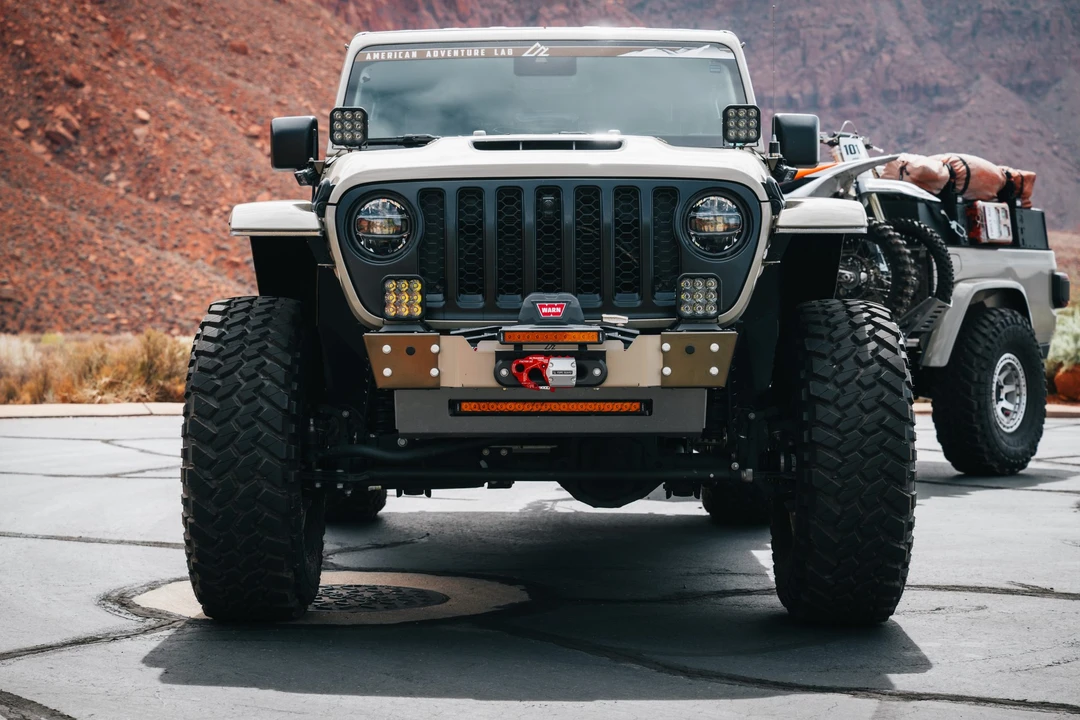 2022 Jeep JL Wrangler - Image 3 of 31