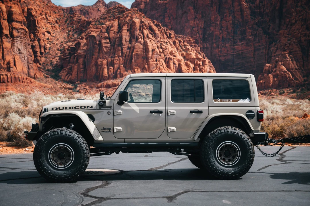 2022 Jeep JL Wrangler - Image 9 of 31