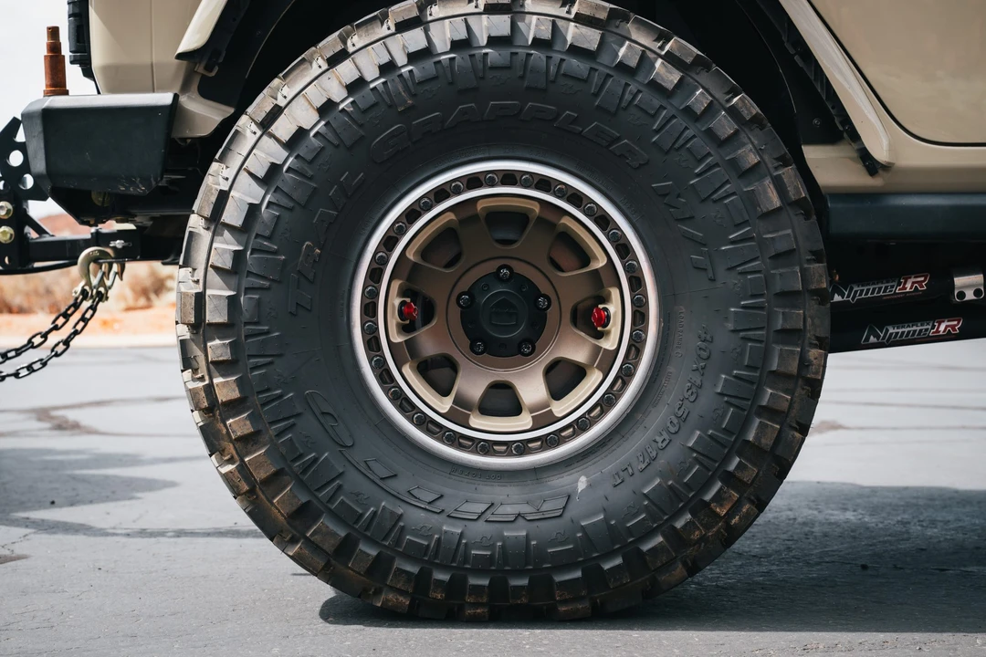 2022 Jeep JL Wrangler - Image 23 of 31
