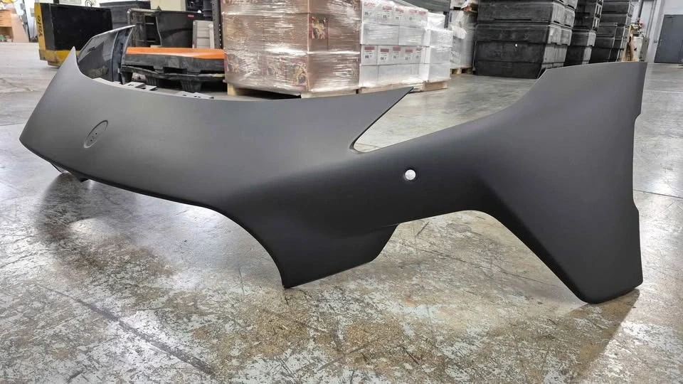 2022 Parts & Memorabilia Bodywork - Image 2 of 8