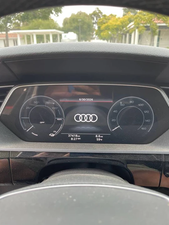 2022 Audi e-tron - Image 7 of 8