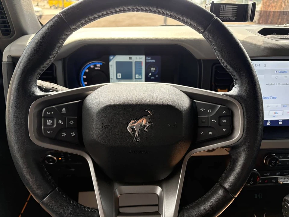 2022 Ford Bronco 6th Gen - Image 6 of 15