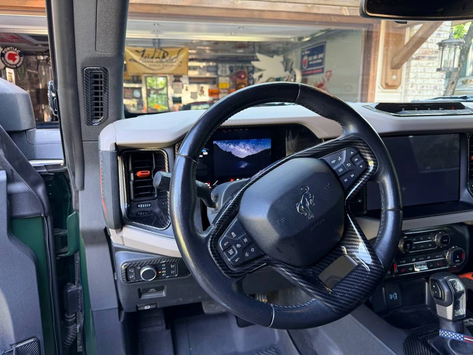 2022 Ford Bronco 6th Gen - Image 13 of 16