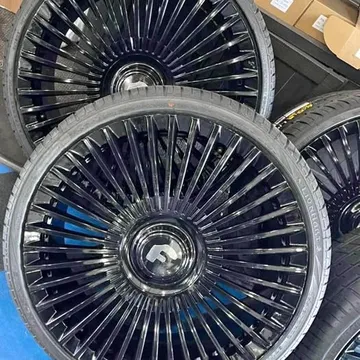 Maybach 22” Forgiato Trimestre Wheels