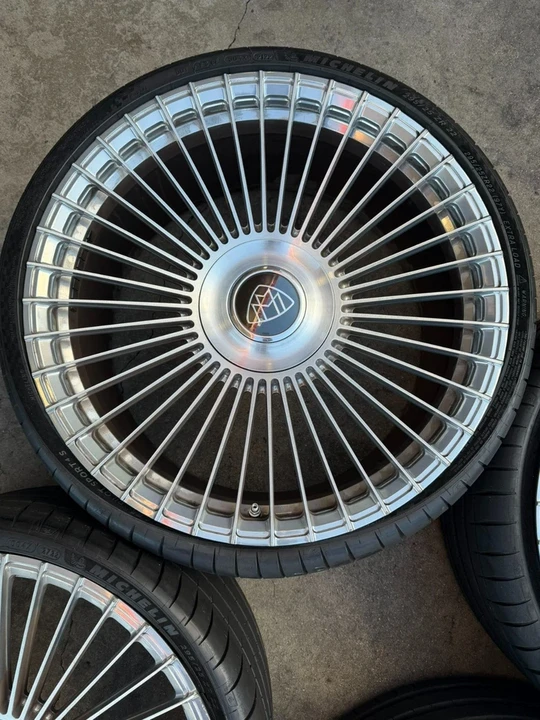 Maybach - Image 3 of 8