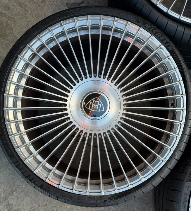 Maybach - Image 6 of 8