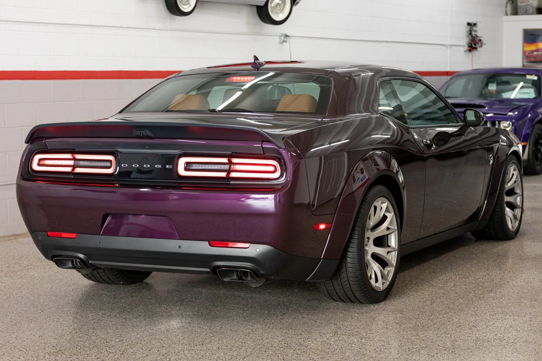 2022 Dodge Challenger SRT Hellcat 3rd Gen - Image 6 of 31