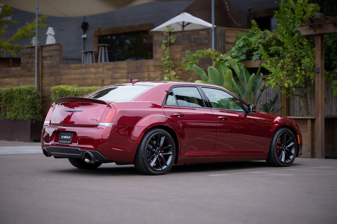2023 Chrysler 300 (2005-2023) - Image 13 of 31