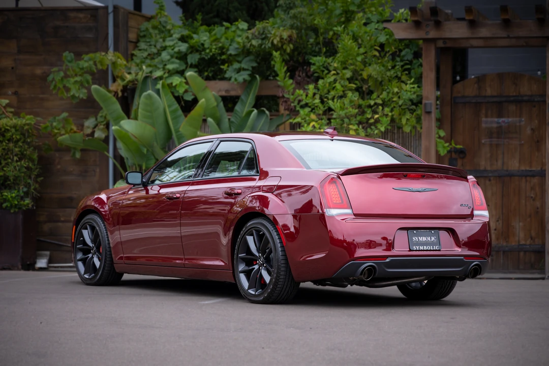 2023 Chrysler 300 (2005-2023) - Image 18 of 31