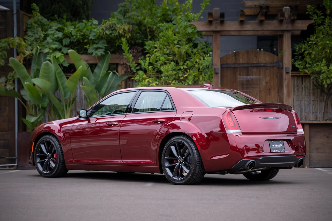 2023 Chrysler 300 (2005-2023) - Image 19 of 31