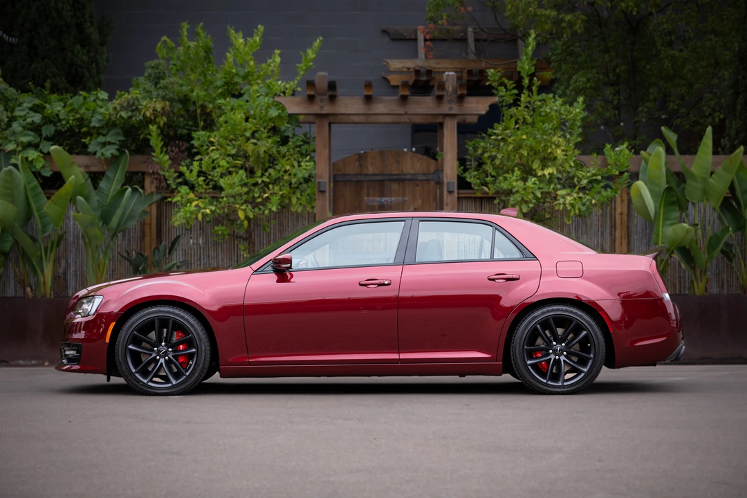 2023 Chrysler 300 (2005-2023) - Image 20 of 31