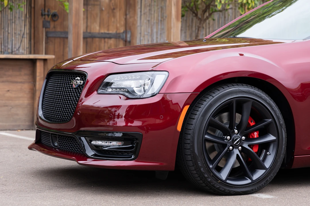 2023 Chrysler 300 (2005-2023) - Image 27 of 31