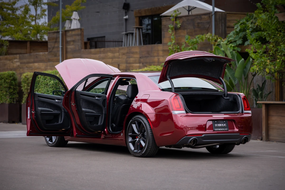 2023 Chrysler 300 (2005-2023) - Image 24 of 31