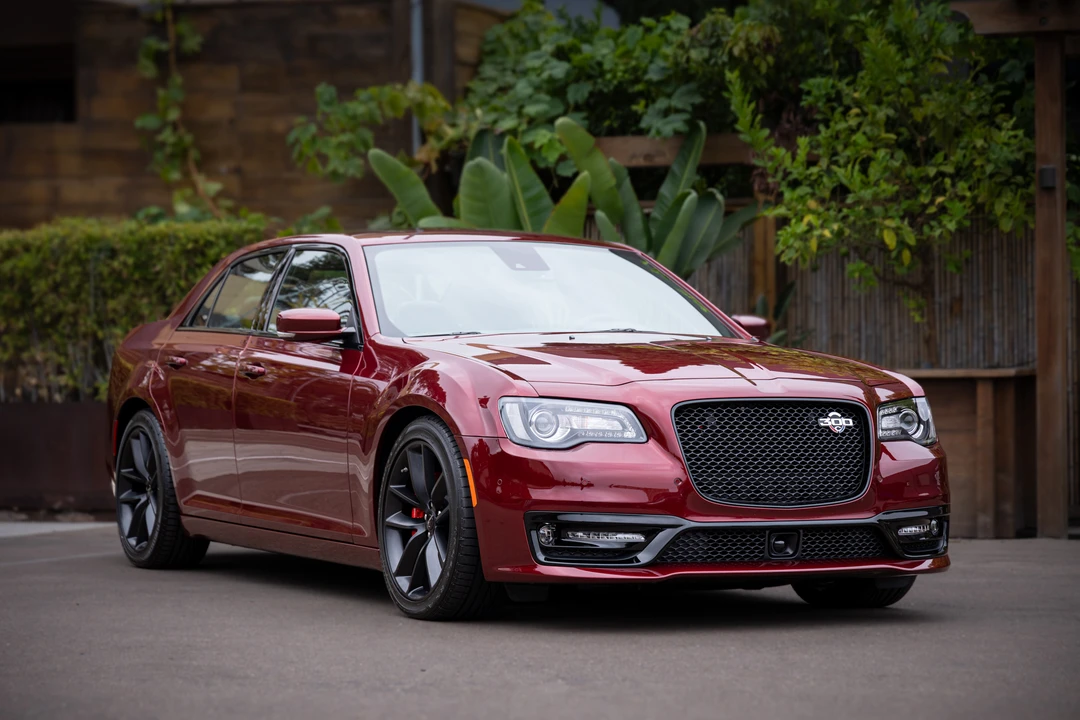 2023 Chrysler 300 (2005-2023) - Image 6 of 31