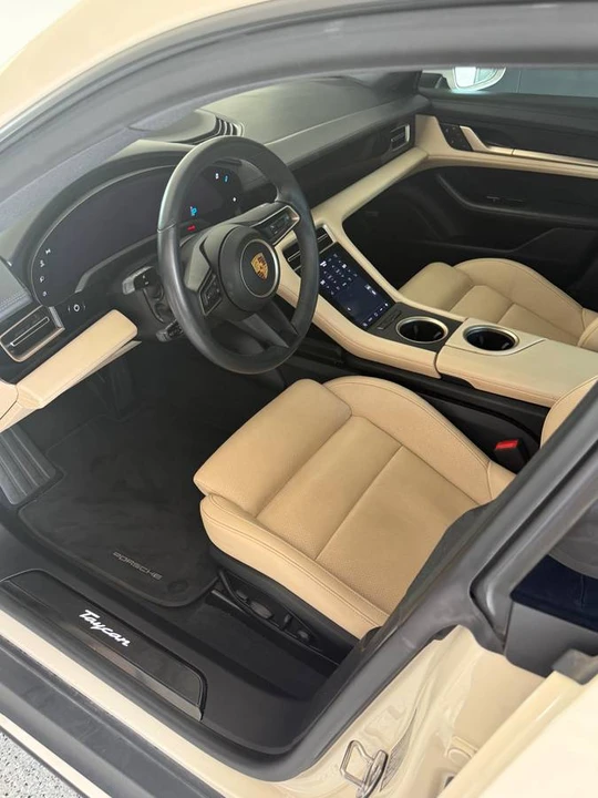 2022 Porsche Taycan - Image 6 of 9