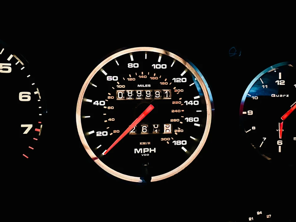 1996 Porsche 993 Carrera 4S - Image 11 of 17