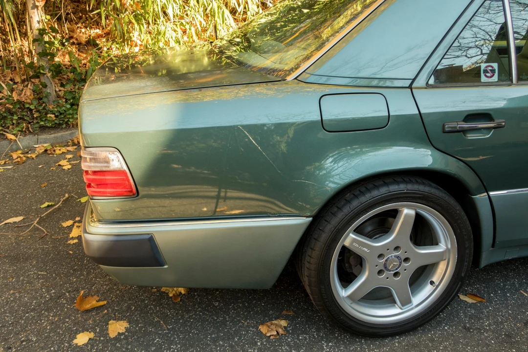 1992 Mercedes-Benz 500E & E500 - Image 12 of 31