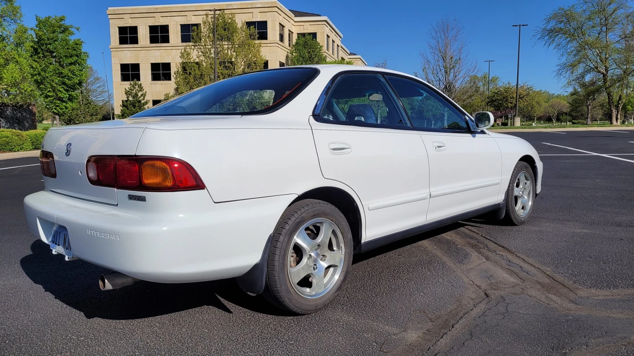 1994 Acura Integra 3rd Gen - Image 9 of 31