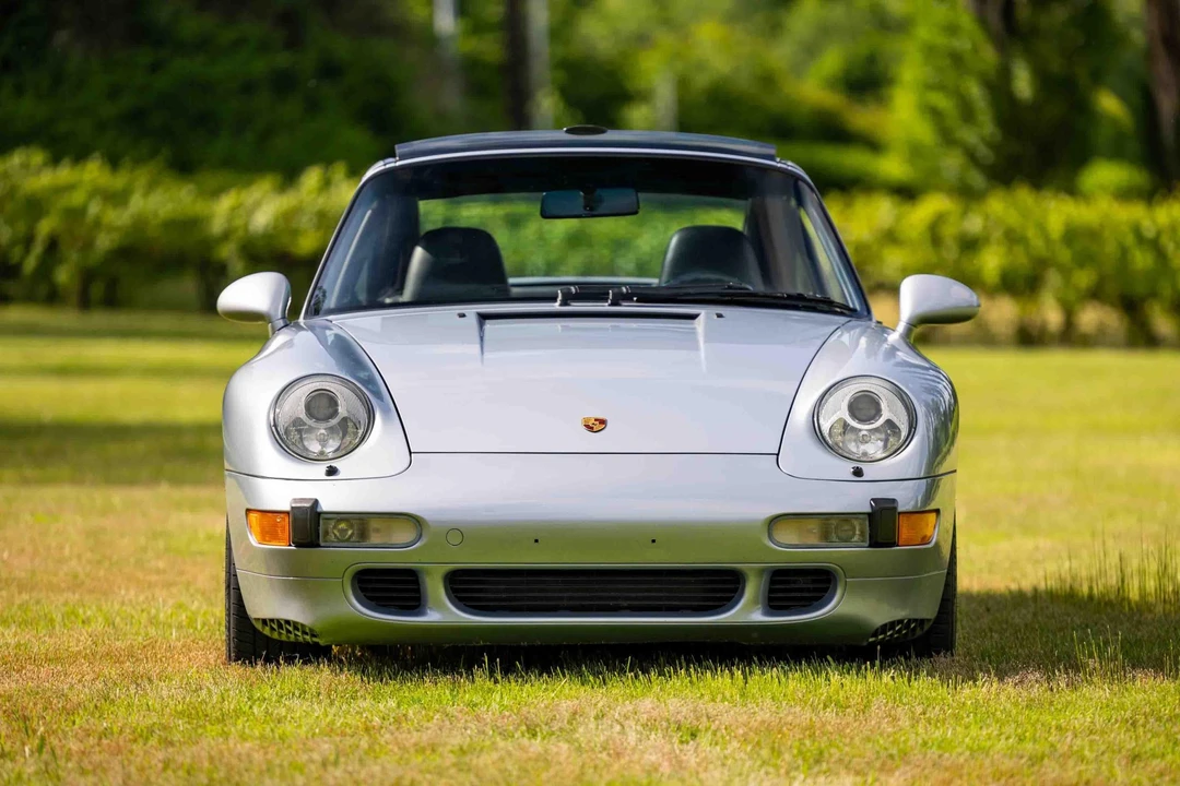 1996 Porsche 993 Carrera - Image 10 of 31