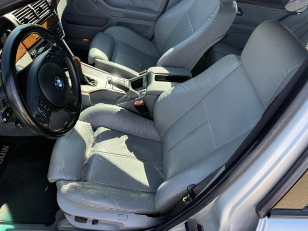 2003 BMW E39 540i - Image 4 of 7