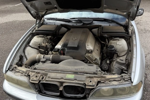 2003 BMW E39 540i - Image 6 of 7