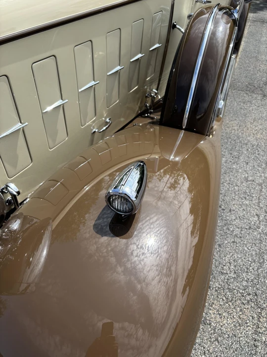 1932 Cadillac V-12 - Image 29 of 31
