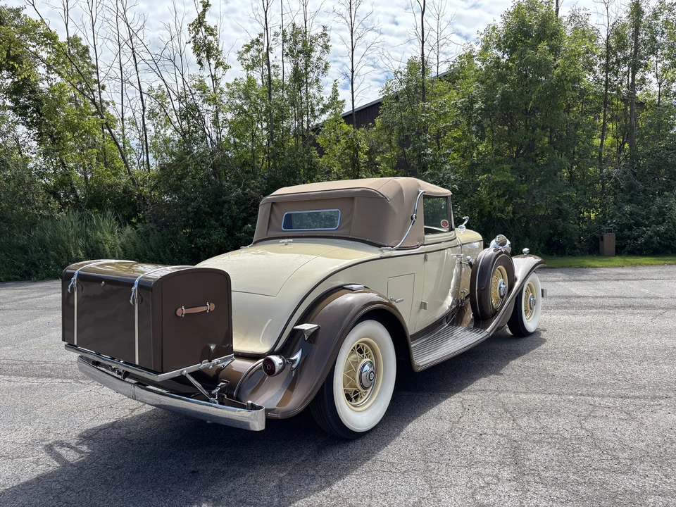 1932 Cadillac V-12 - Image 14 of 31
