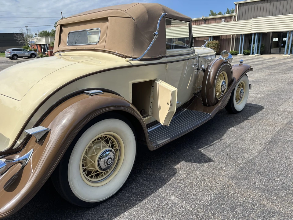 1932 Cadillac V-12 - Image 26 of 31