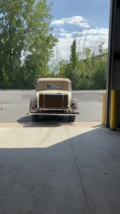 1932 Cadillac V-12 - Image 12 of 31